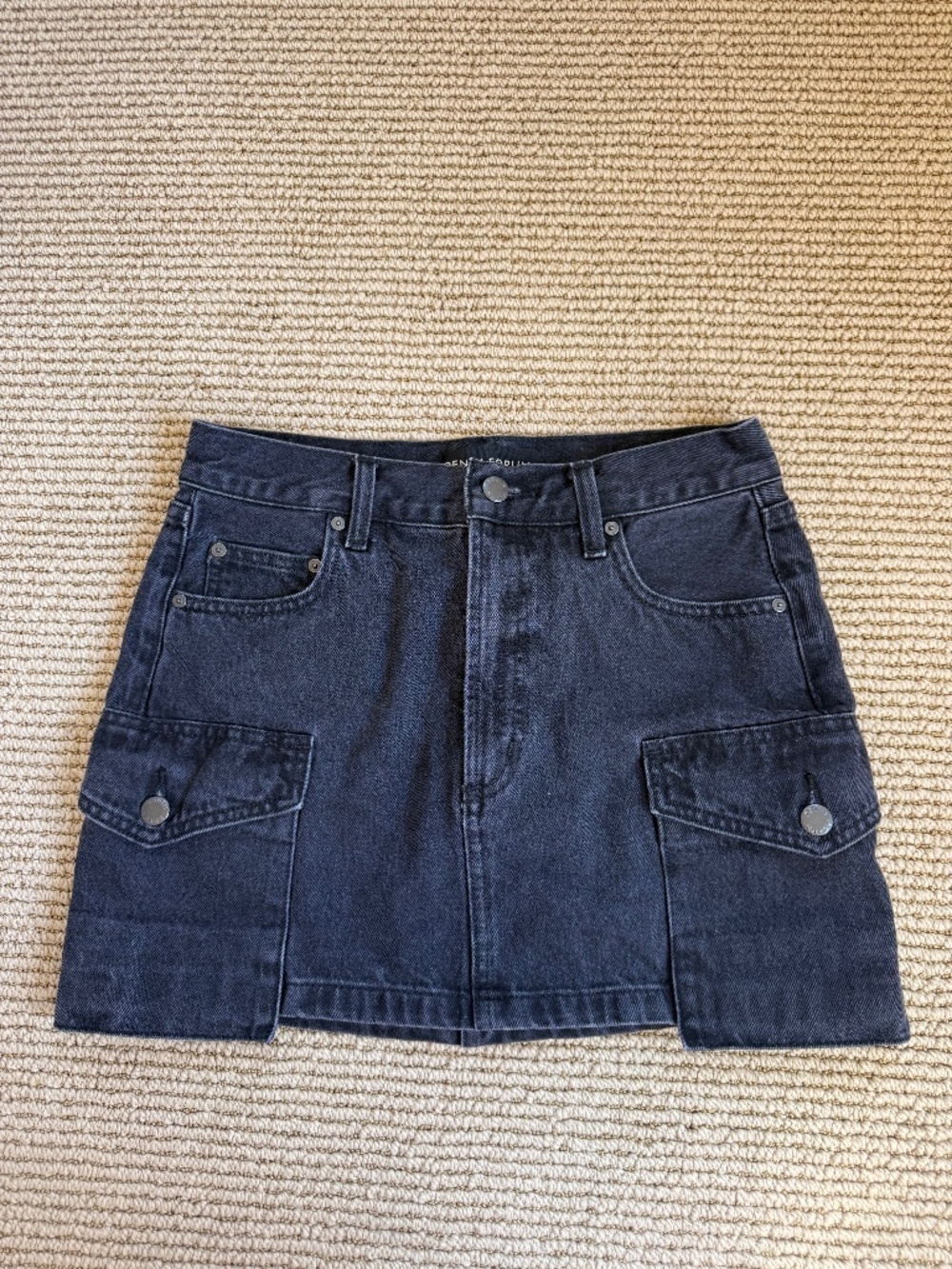 Artizia Denim Forum 90's mid rise cargo mini skirt